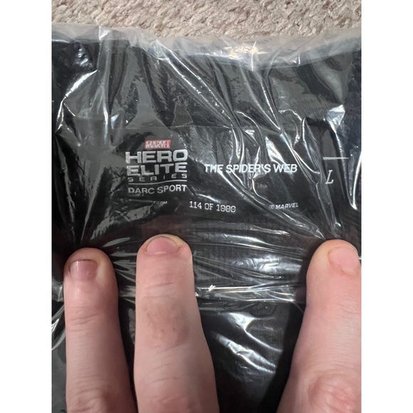 DARC SPORT "THE SPIDERS WEB" OUR VENOM MARVELS SPIDER-MAN & VENOM SHIRT - Picture 3 of 8